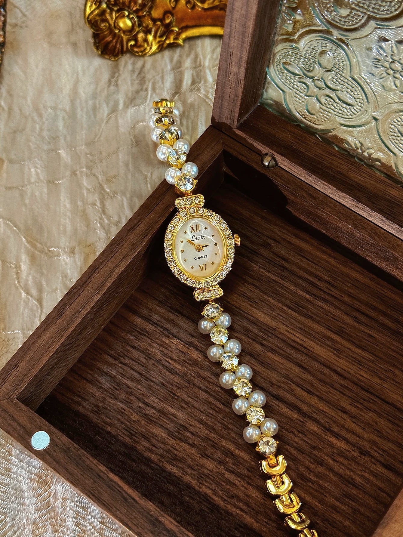 1 Piece Brand New Luxury Pearl and Water Diamond Inlaid Elegant Retro Fashion Women'S Watch, Oval Pearl Master Dial, Suitable for Daily Wear, Parties, Vacation and Outing