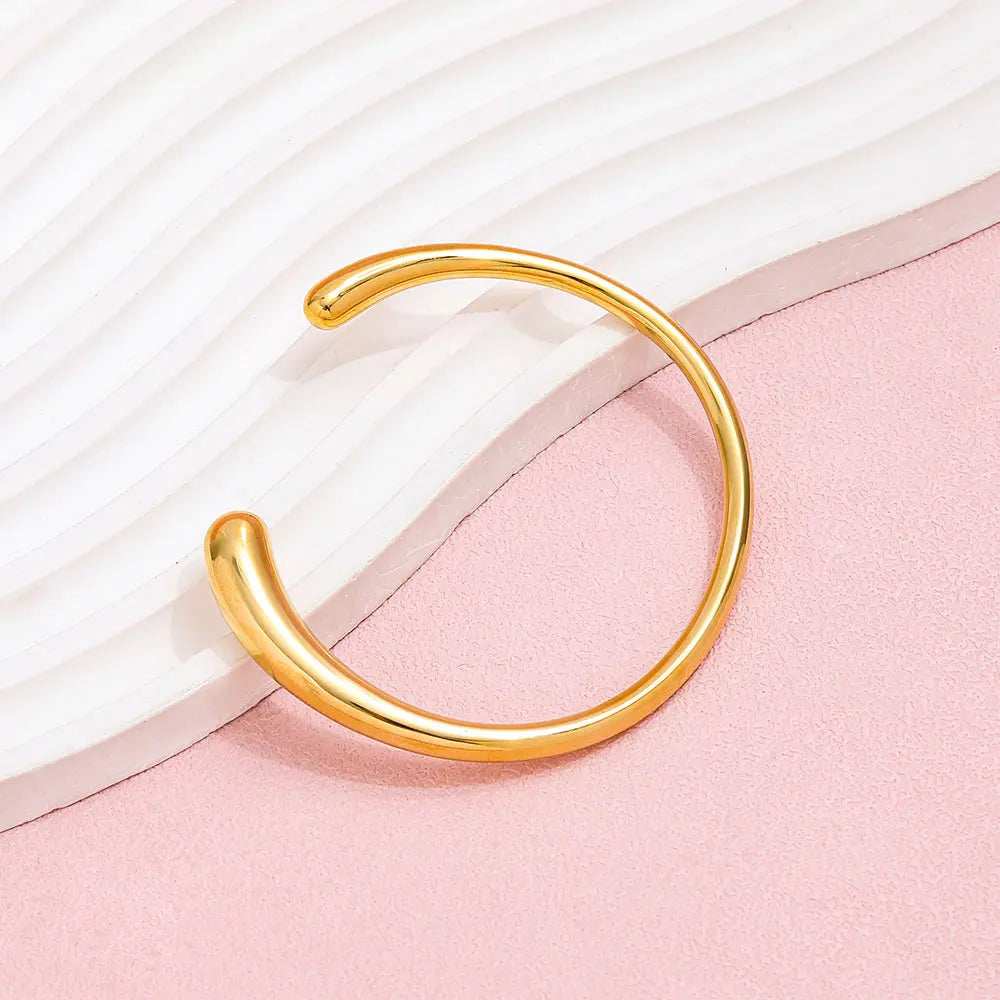 Milan - Cuff bangle