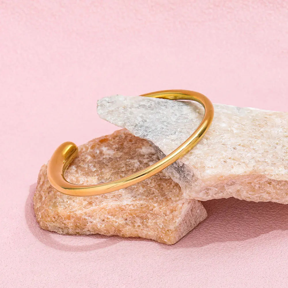 Milan - Cuff bangle