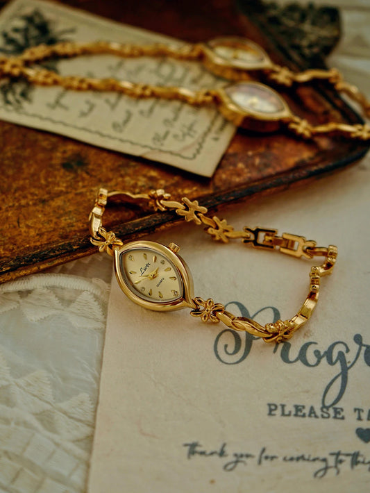 1 Piece of New French Retro Gold Small Dial Women'S Watch, Fashionable, Simple, Luxurious, Elegant, Compact and Waterproof Bracelet, Women'S Quartz Watch, Suitable for Decorative Wrists for Daily Wear, Dinner and Other Occasions