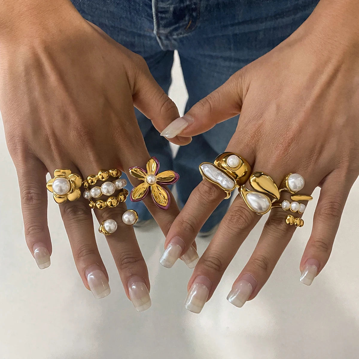 18K Gold Color Plated Stainless Steel Flower Pearl Ring Irregular opposite Sex Pearls Stackable Ring Women'S Jewelry Part
