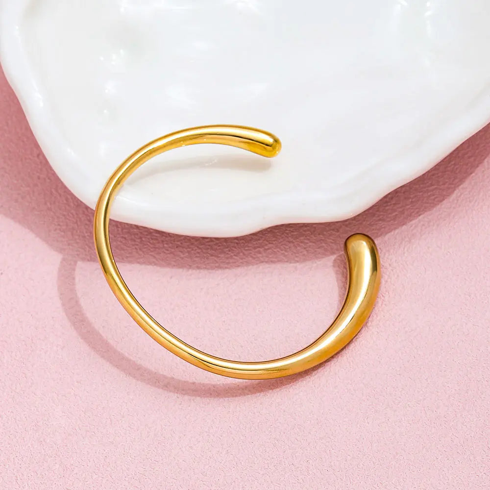 Milan - Cuff bangle