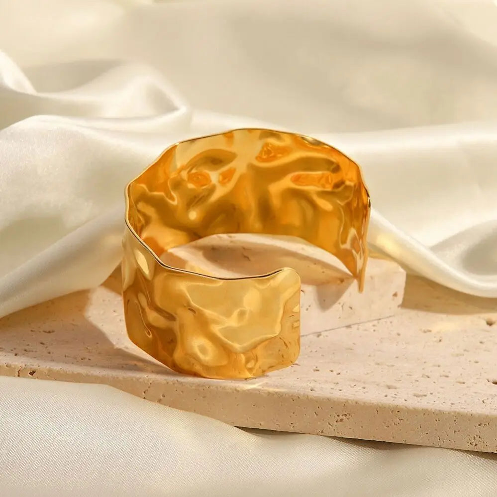 Milan - Hammered Bangles