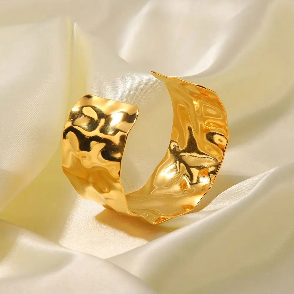 Milan - Hammered Bangles